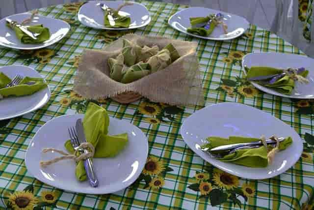 Kitchen Table Decor